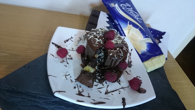 Wytrawna czekoladowo-pikantna przekąska z serkiem pleśniowym