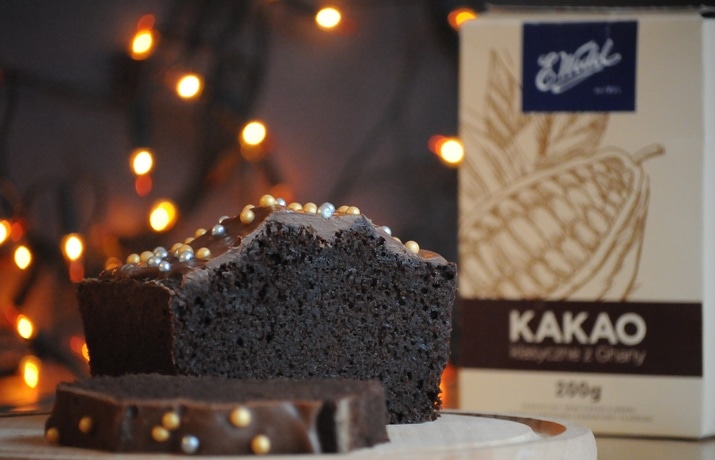 Ciasto czekoladowe z buraczkami i amaretto