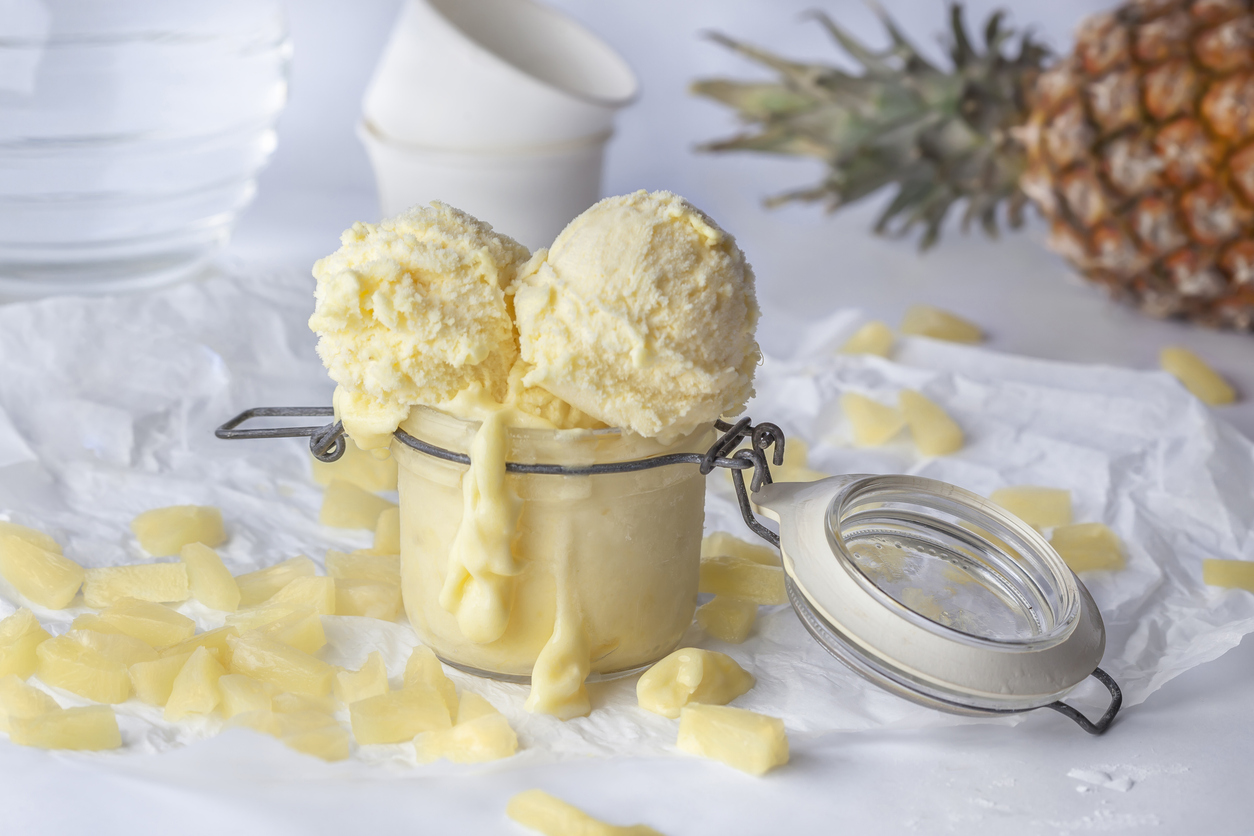 Lody kokosowe z ananasem