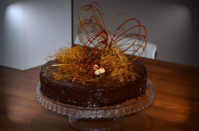 Wykwintny tort pralinowo-czekoladowy