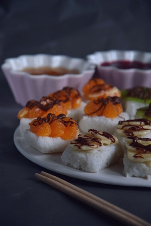Egzotyczne nigiri, czyli sushi z owocami