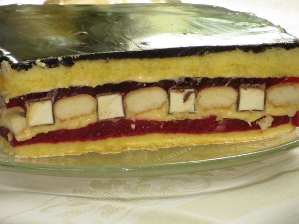 Ciasto podwójnie truskawkowe z kremem waniliowym