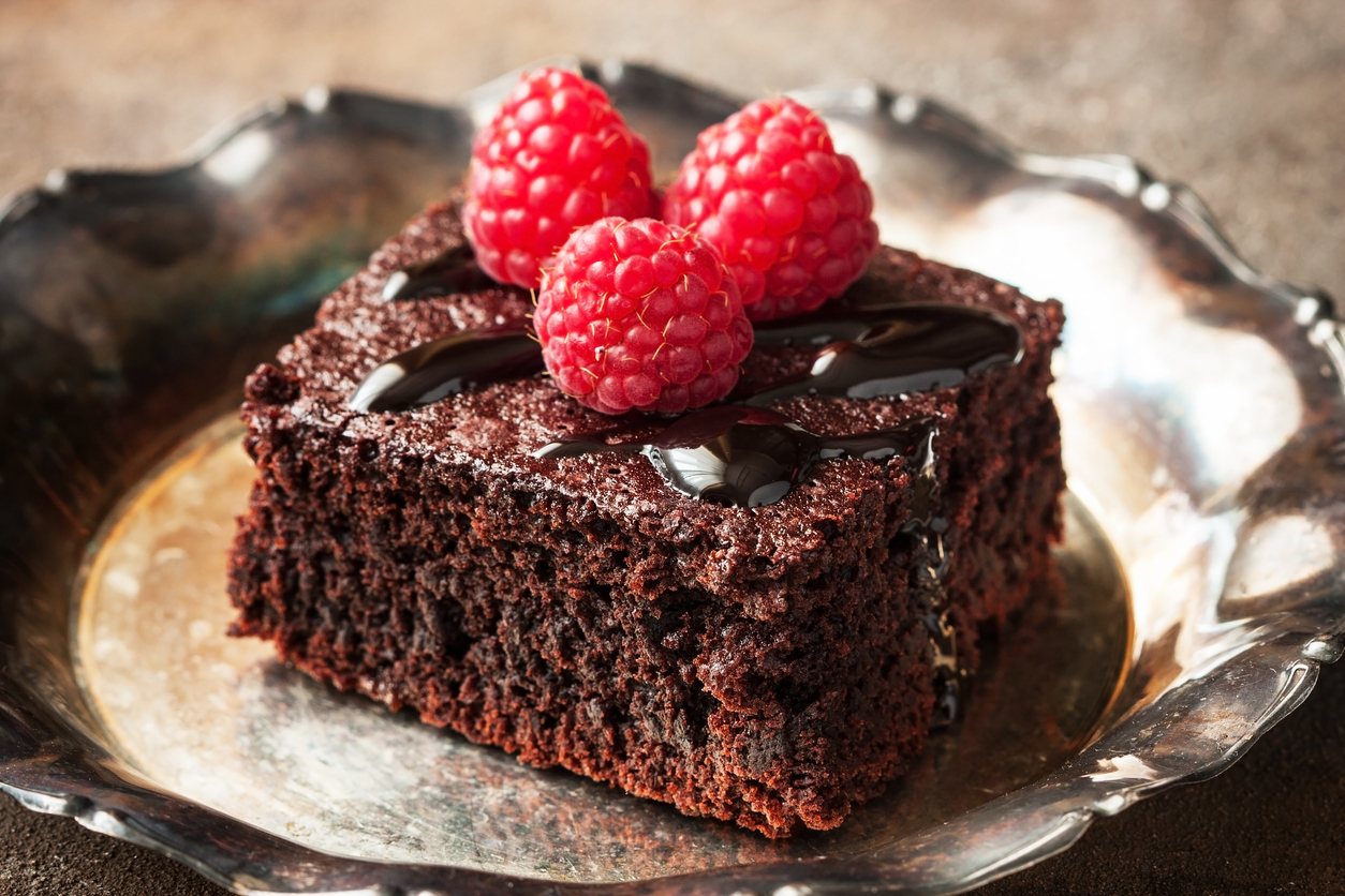 Czekoladowe brownie z malinami bez mąki