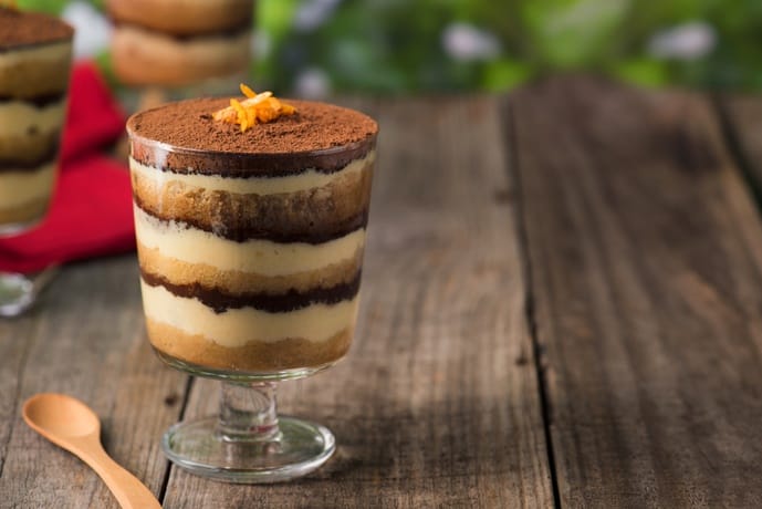 Czekoladowe tiramisu z pomarańczami