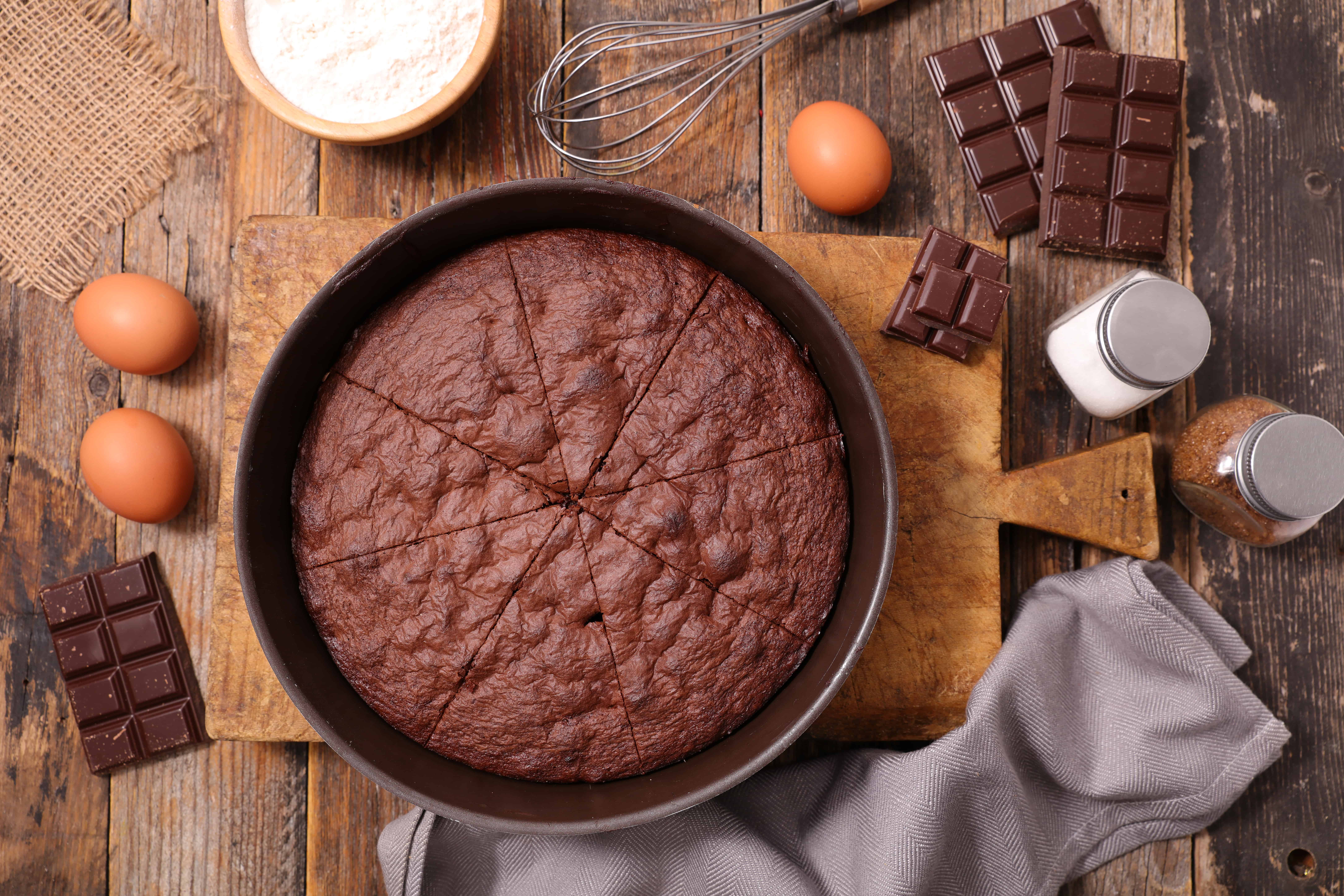 Jak upiec wilgotne ciasto czekoladowe?