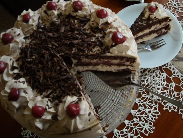 Tort czekoladowy z masą kasztanową
