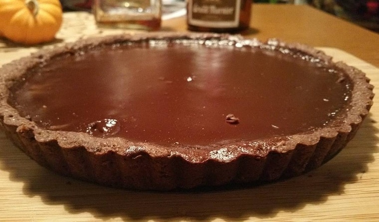 Tarta czekoladowa z jeżynami