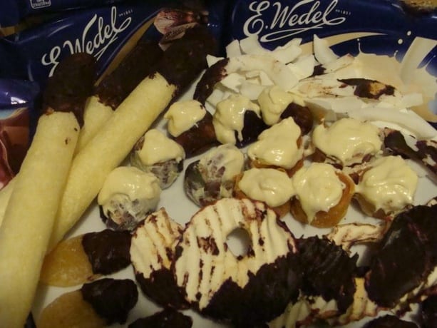 Kandyzowane owoce w czekoladzie Wedla.
