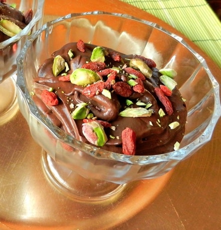 Zdrowy pudding czekoladowy z awokado